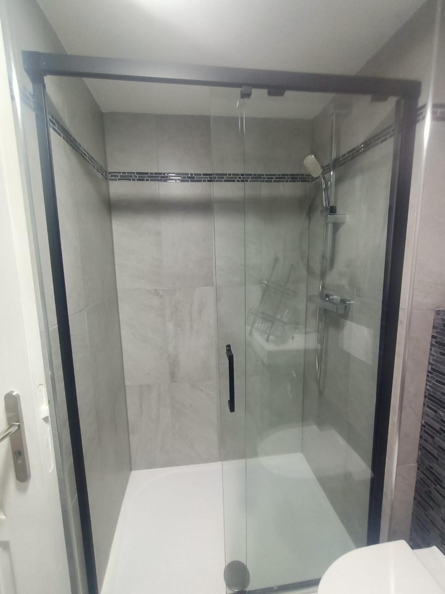 Le Petit Cocon - Parking Prive - Lyon Sud Apartman Vénissieux Kültér fotó